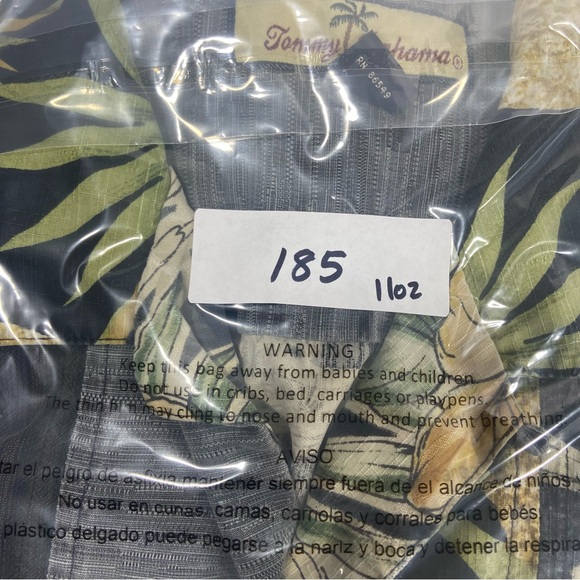 Tommy Bahama Men’s Button Down Shirt Size Large Tropical Silk Beach Vacation - Picture 10 of 10